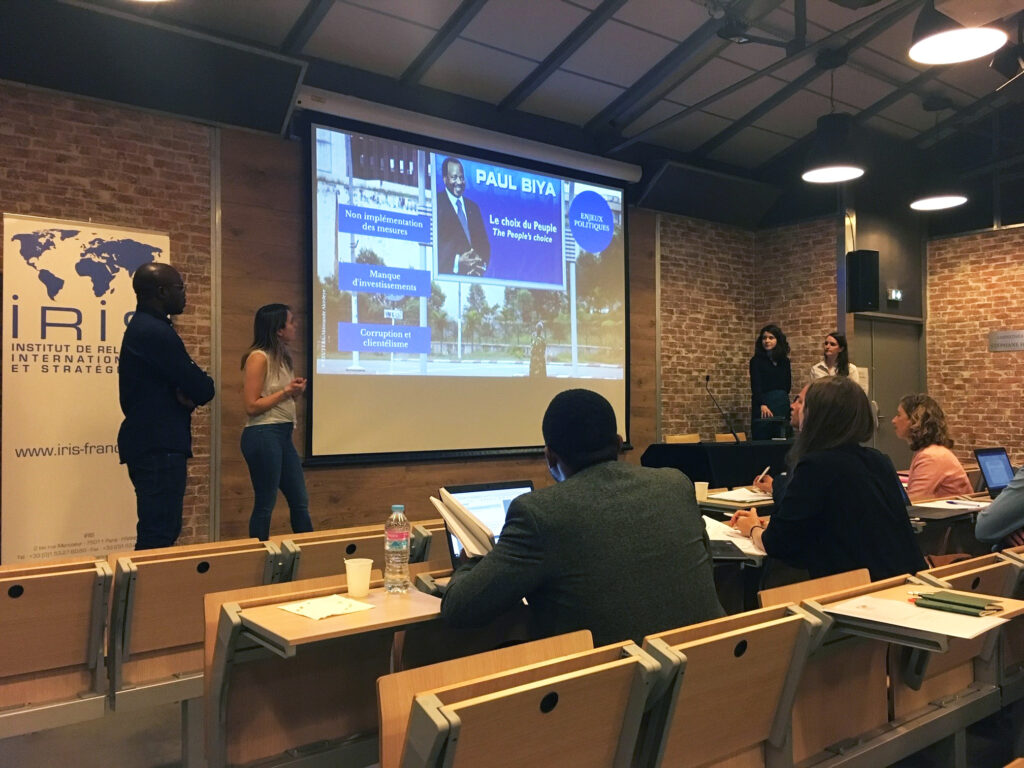 Les étudiants Manager humanitaire présentent leurs projets devant un jury de professionnels