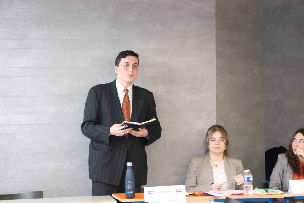 Exercice de simulation de négociation internationale pour les étudiantes et étudiants de 1<sup>re</sup> année