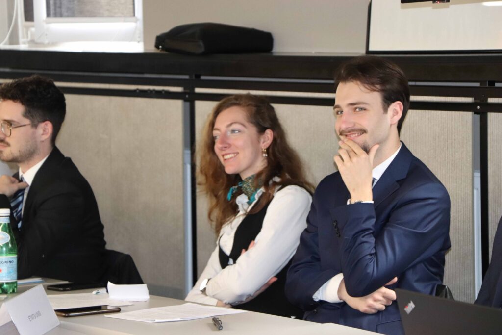 Exercice de simulation de négociation internationale pour les étudiantes et étudiants de 1<sup>re</sup> année