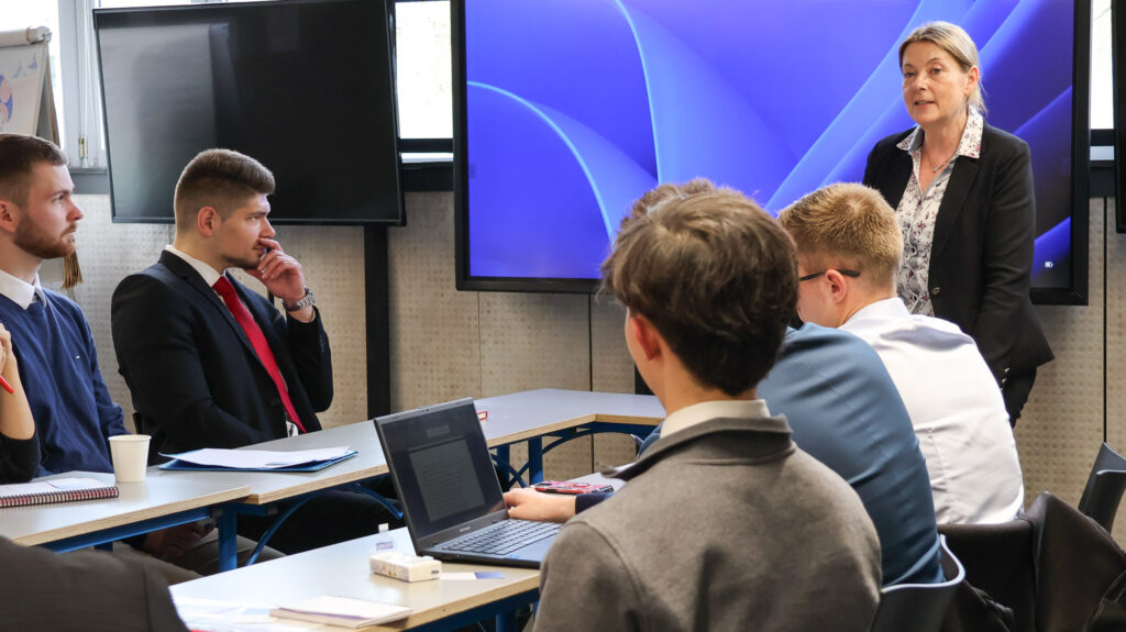 Première édition du forum des métiers d’IRIS Sup'