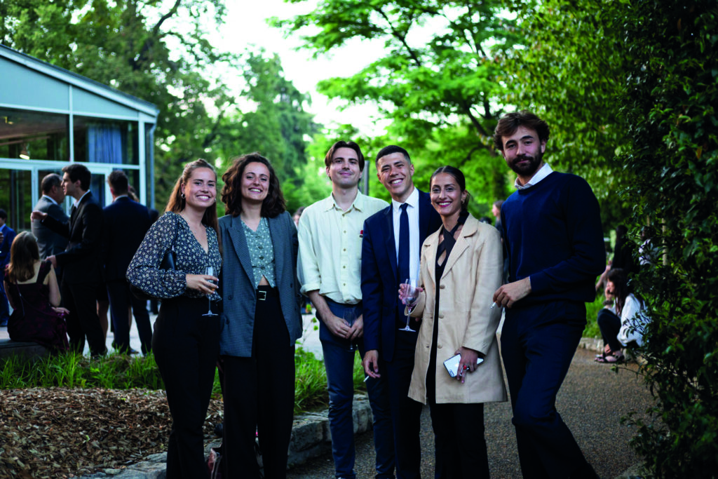 Le bureau des étudiant(e)s d’IRIS Sup’